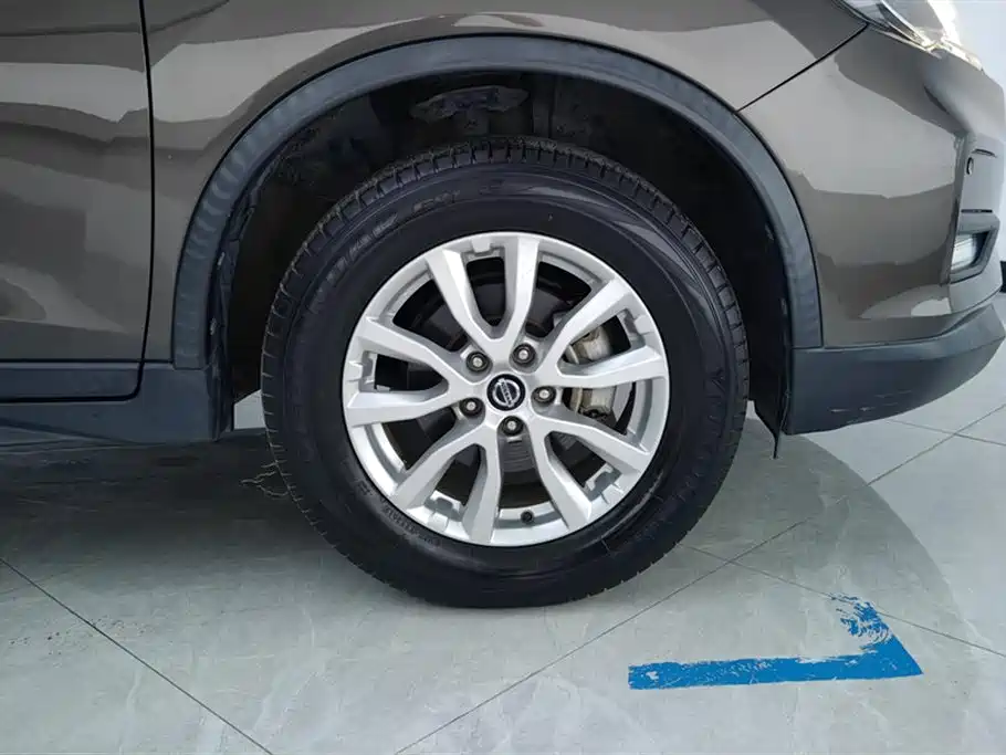 X-Trail 2.0 L XL ITS CVT 2 WD Connected Comfort