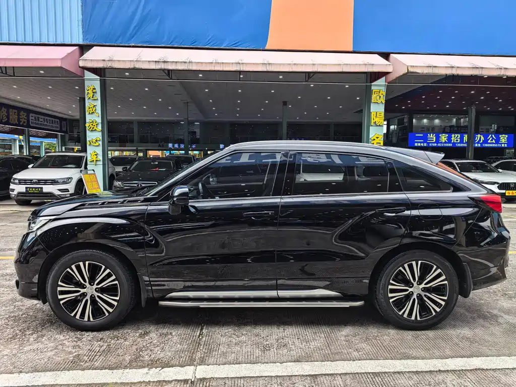 Avancier 370 TURBO 2 WD Luxury