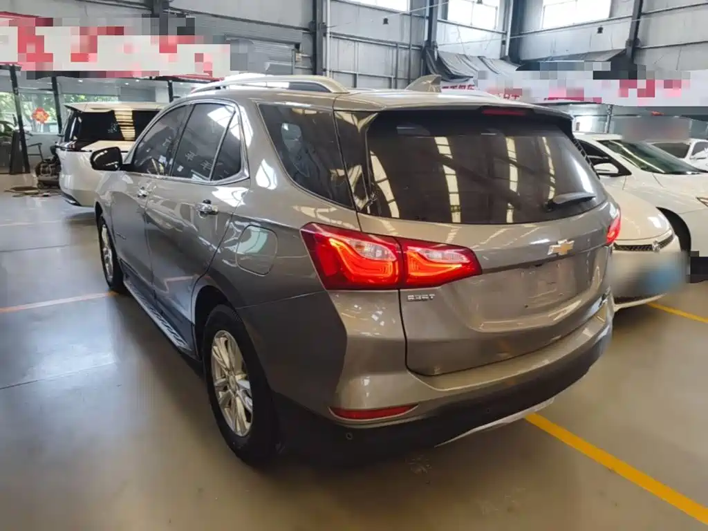 Equinox 探界者 2017款 535 T 自动驭界版