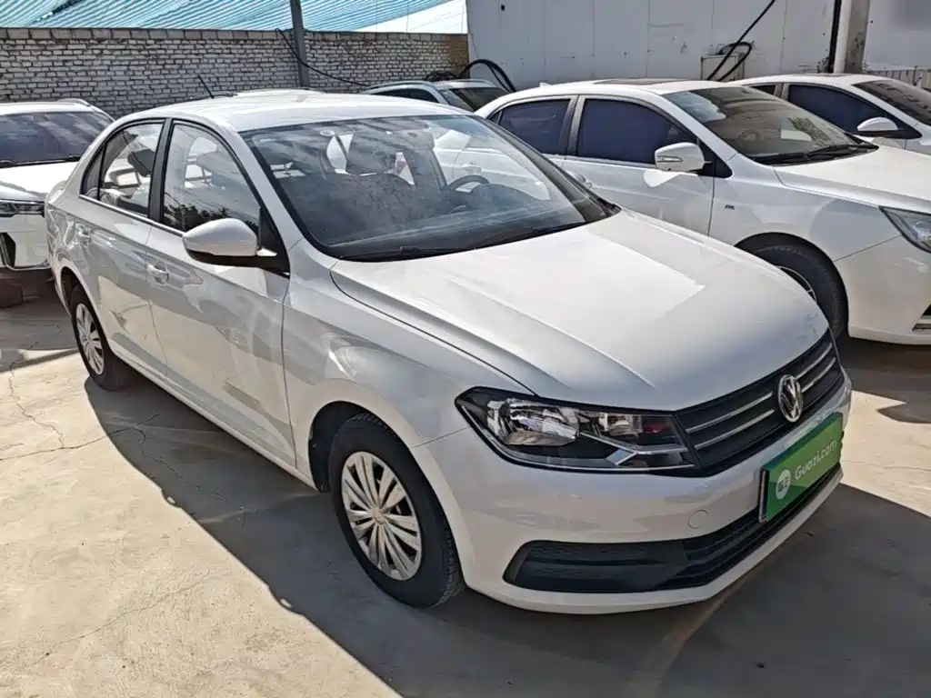 Santana 1.5 L Manual Style