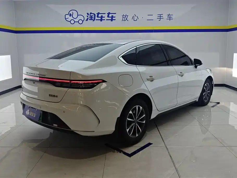Destroyer 05 Glory DM-i 55 KM Luxury