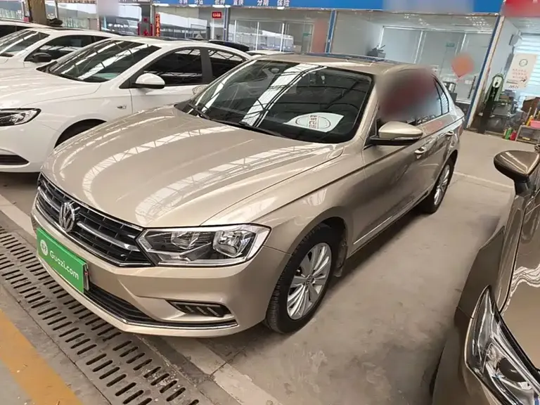 Volkswagen Bora 1.6 L Auto Comfort