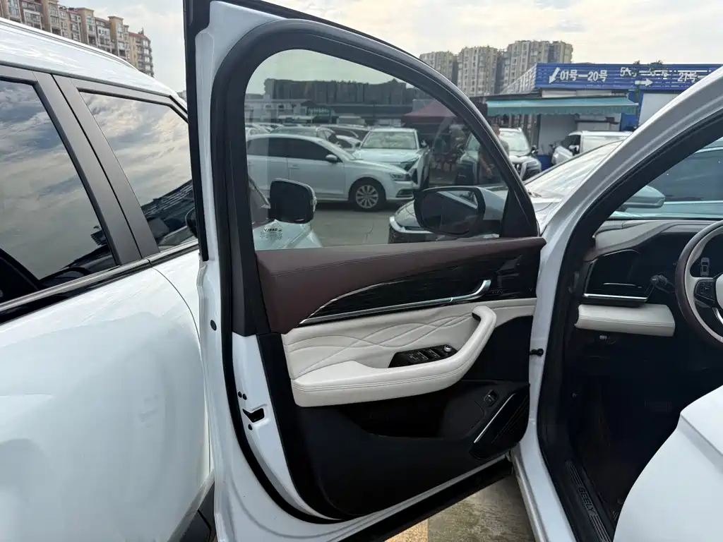 Xingyue L 2.0 TD DCT EVO 2 WD Distinguished