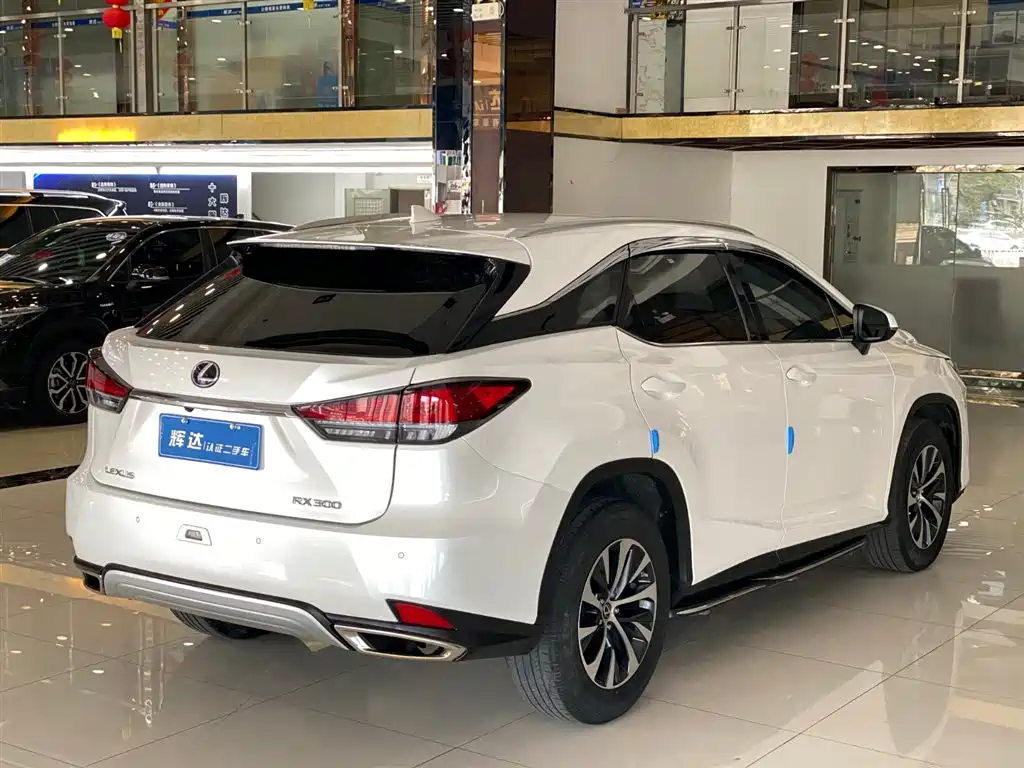 Lexus RX Facelift 300 2 WD Elite