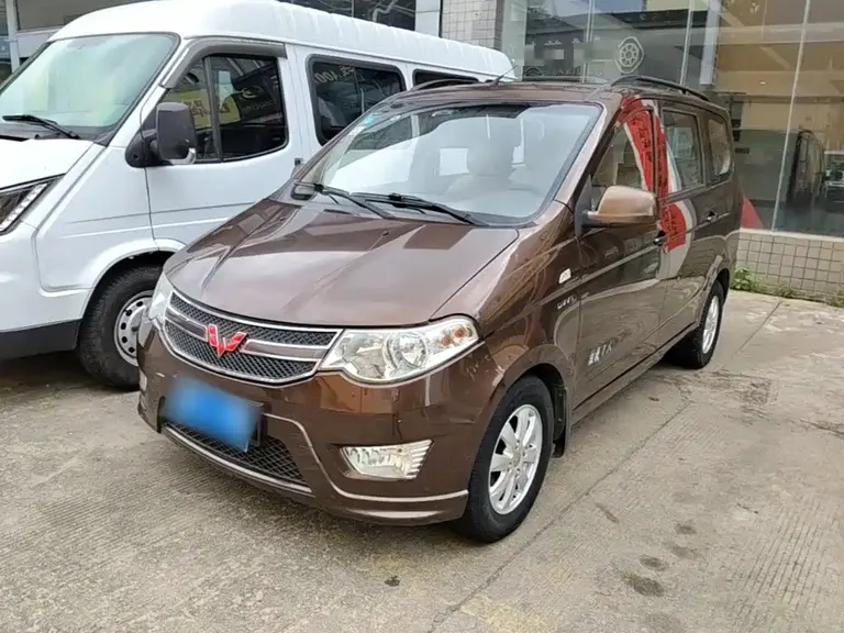 Wuling Hongguang 1.5 L S Standard
