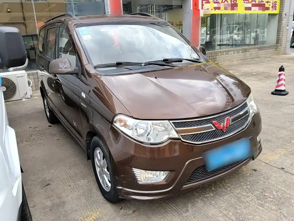 Wuling Hongguang 1.5 L S Standard