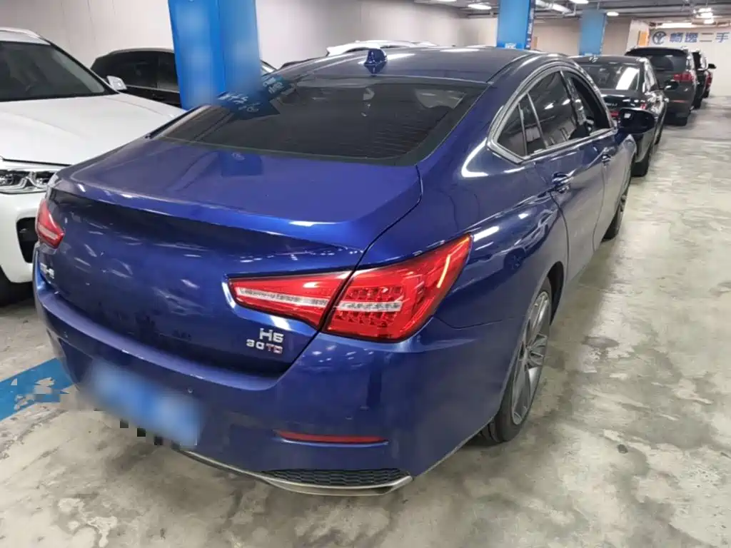 Hongqi H5 30 TD Connected Charm Motion