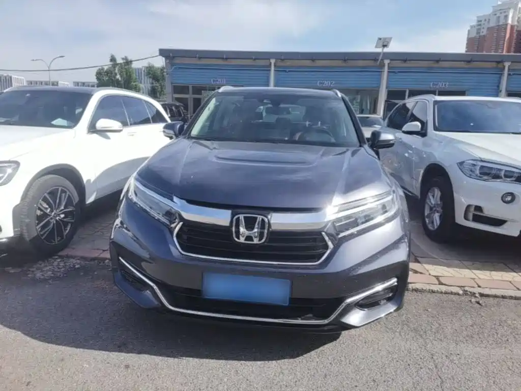 Avancier 370 TURBO 4 WD Premium