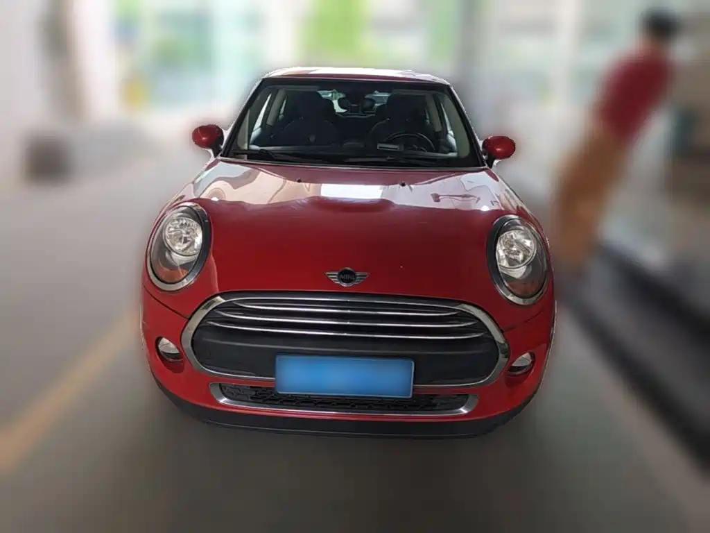 MINI 1.2 T ONE Pioneer