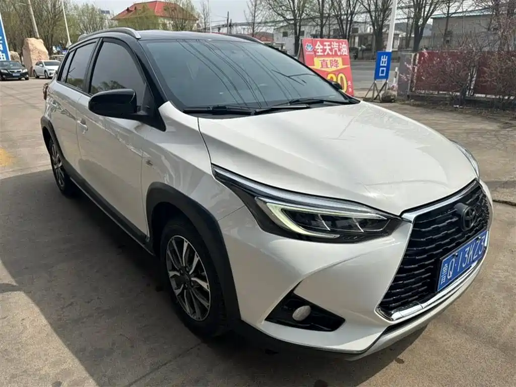 YARiS L Zhixuan Zhixuan X 1.5 L CVT Luxury PLUS