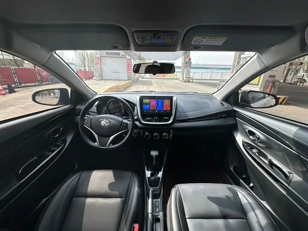 YARiS L Zhixuan Zhixuan X 1.5 L CVT Luxury PLUS