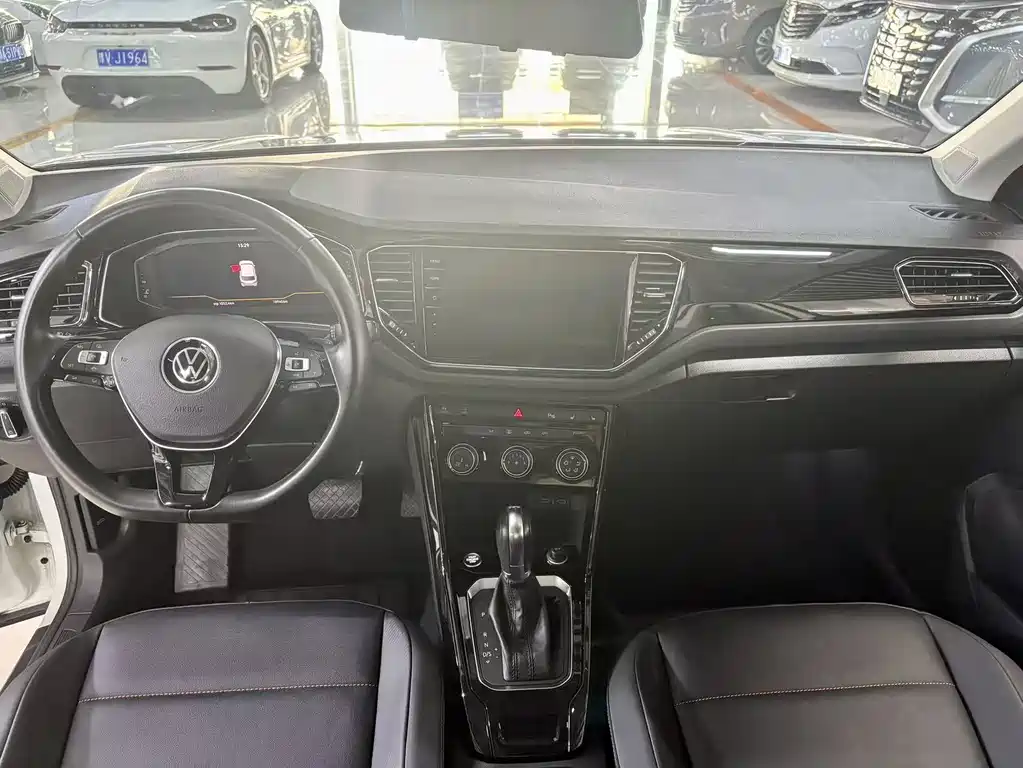 T-ROC 280 TSI DSG 2 WD Comfort Enjoyment PLUS