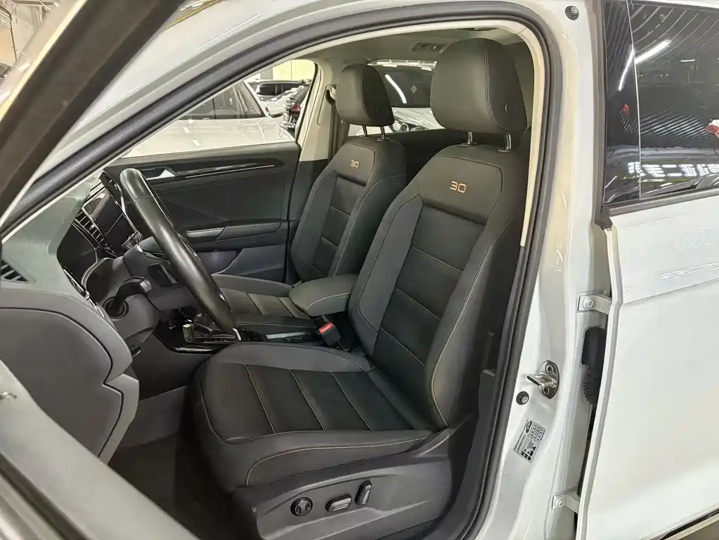T-ROC 280 TSI DSG 2 WD Comfort Enjoyment PLUS