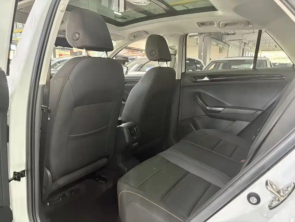 T-ROC 280 TSI DSG 2 WD Comfort Enjoyment PLUS