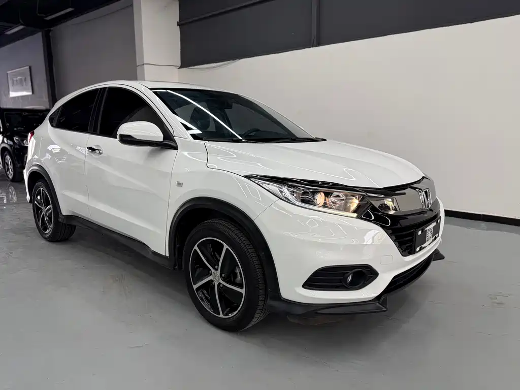 Vezel 1.5 L CVT Pioneer