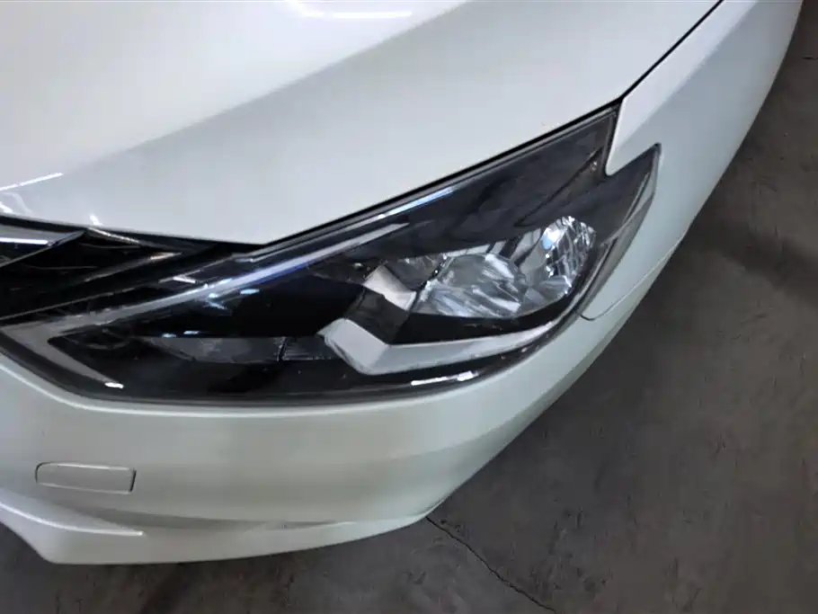 Sylphy Facelift II Classic 1.6 XE CVT Comfort
