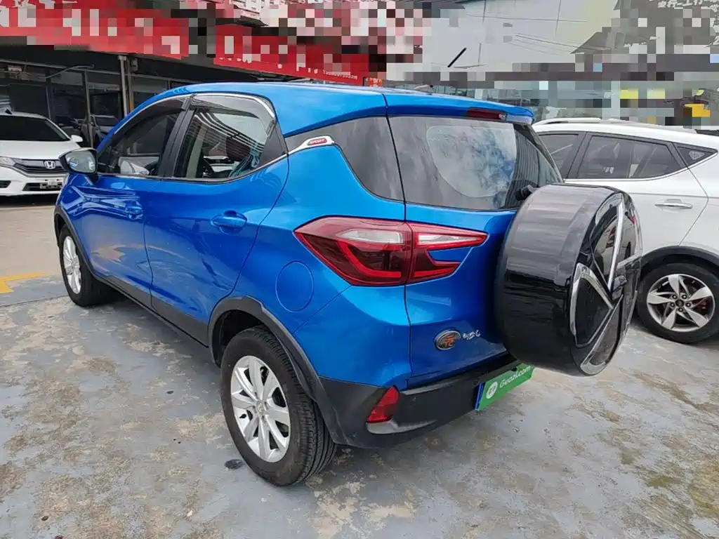 Yuan 1.5 L Auto Cool Dazzle Fashion