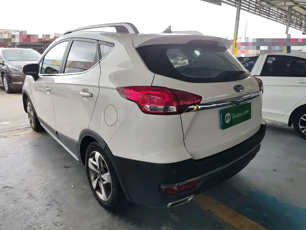 Refine S3 1.5 L Manual Luxury Smart