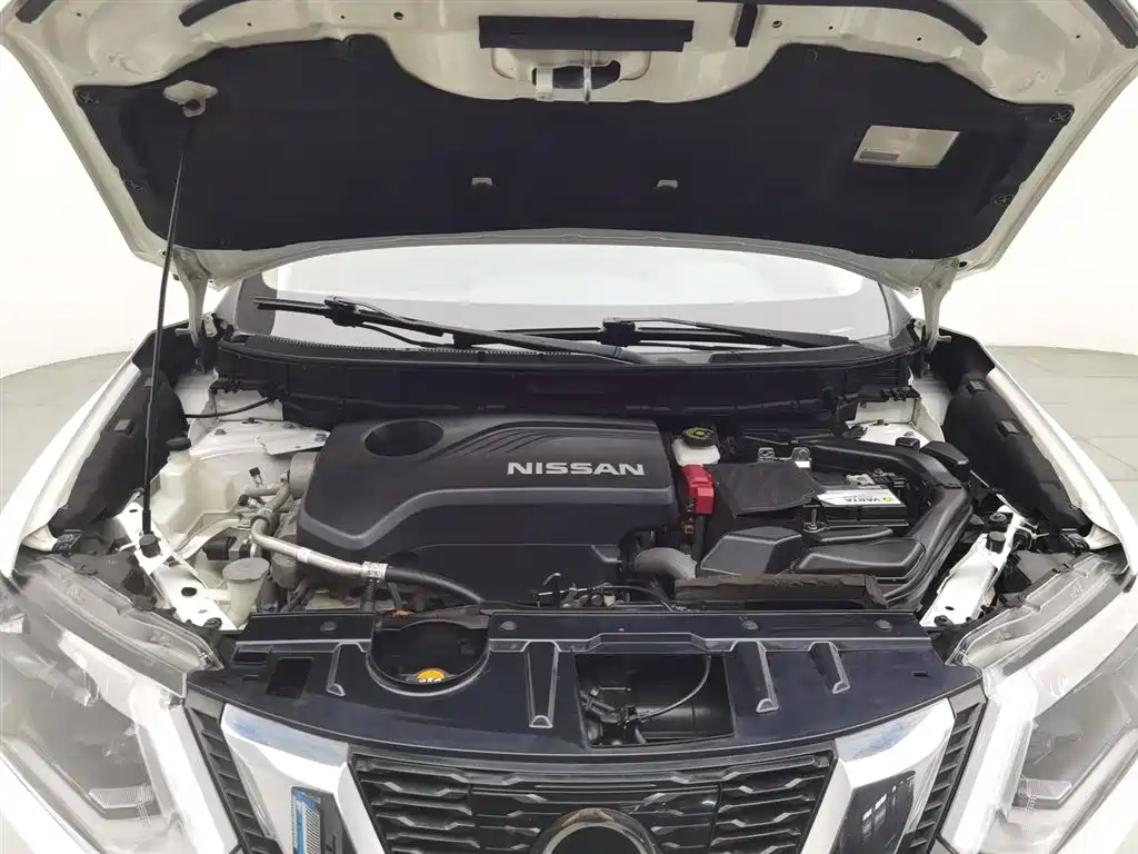 X-Trail 2.5 L CVT Connected Luxury 4 WD