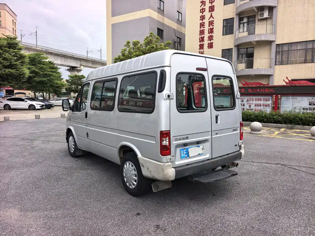 Transit Custom 特顺 2017款 2.8 T商务型短轴中顶7/8座JX493