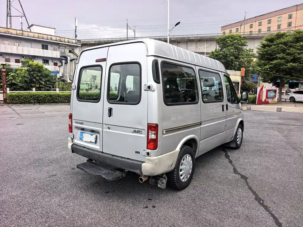 Transit Custom 特顺 2017款 2.8 T商务型短轴中顶7/8座JX493