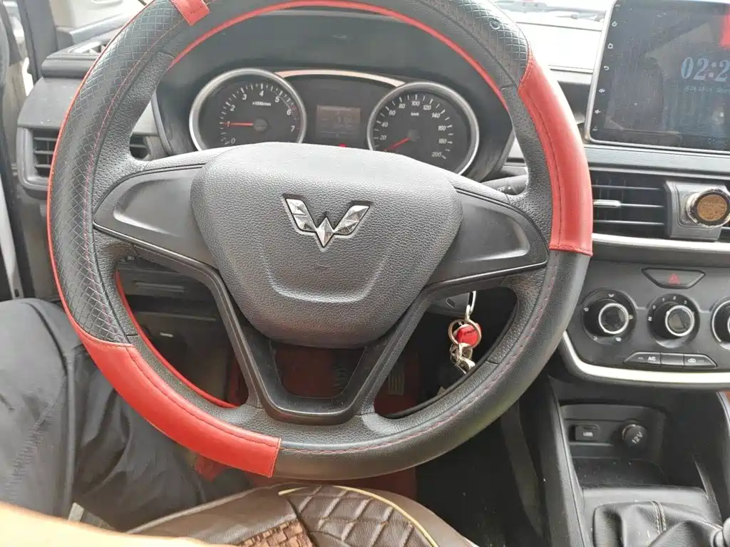 Wuling Hongguang S3 1.5 L Manual Standard CN-VI