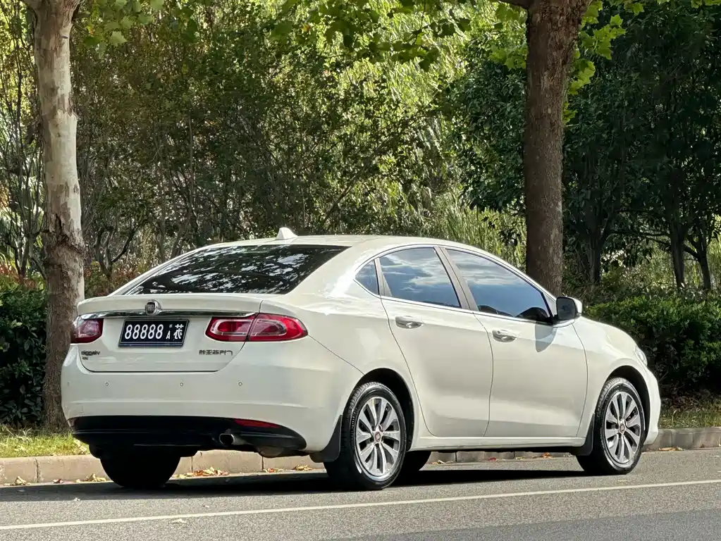 Viaggio 1.4 T Auto Smooth Enjoyment