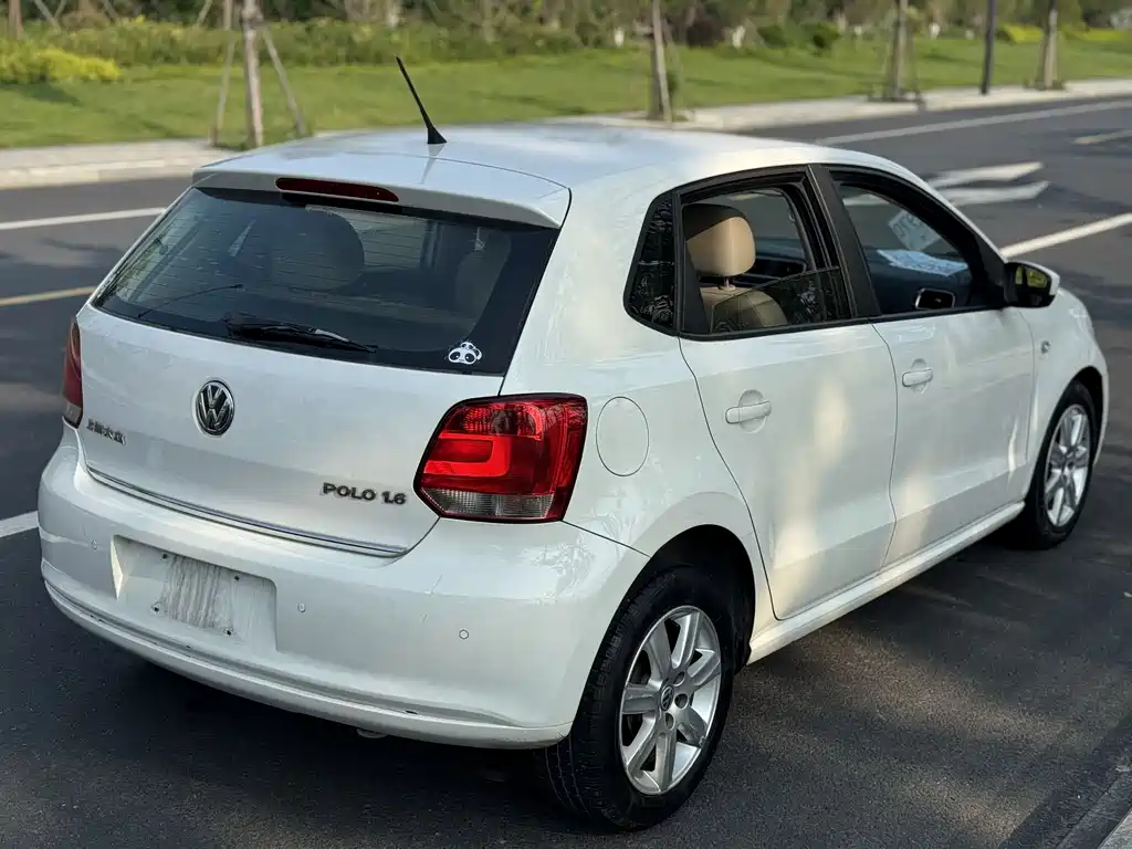 Polo 1.6 L Auto Premium Cool