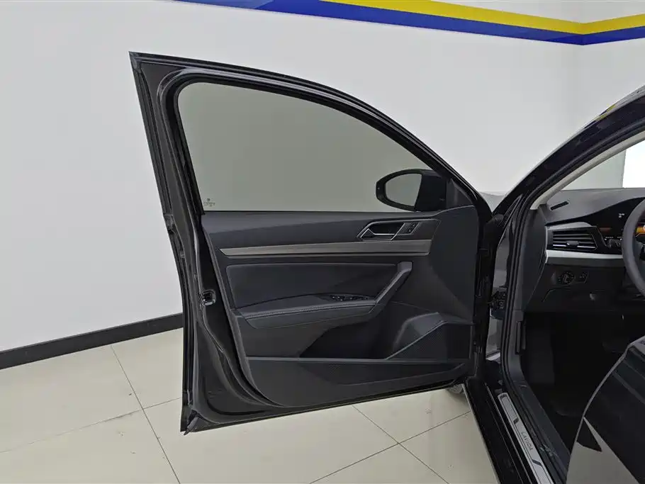 Lavida 1.5 L Auto Comfort
