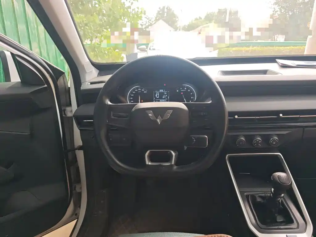 Wuling Xingchi 1.5 L Manual Freedom