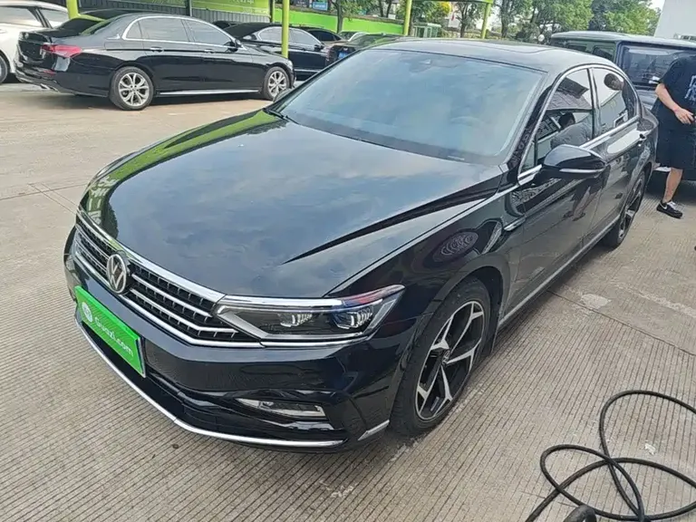 Volkswagen Magotan 200 10 K Commemorative 380 TSI DSG Flagship