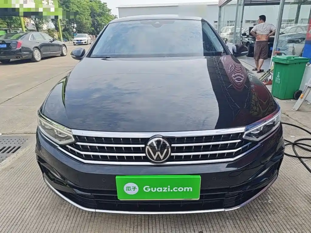 Magotan 200 10 K Commemorative 380 TSI DSG Flagship