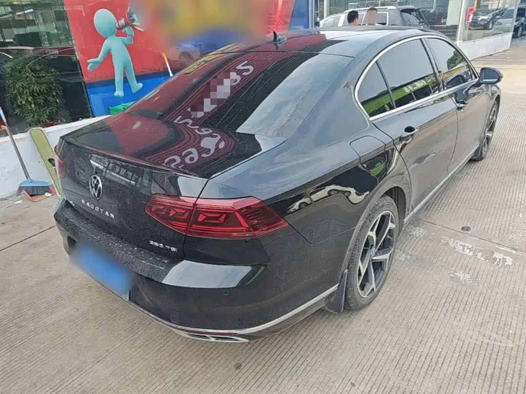 Magotan 200 10 K Commemorative 380 TSI DSG Flagship