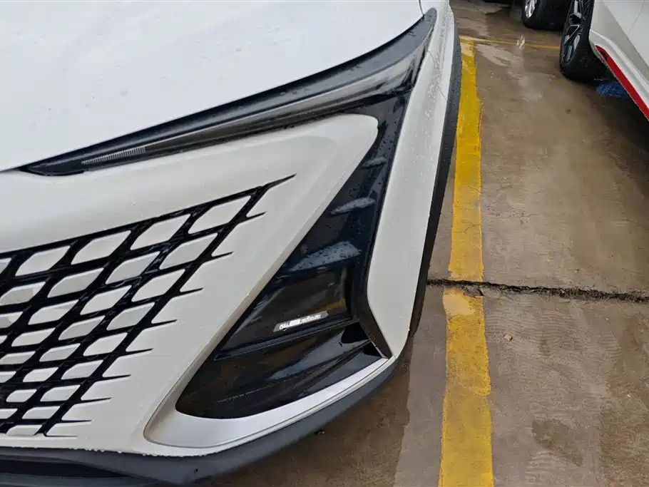 Changan UNI-T 1.5 T Sport Flagship