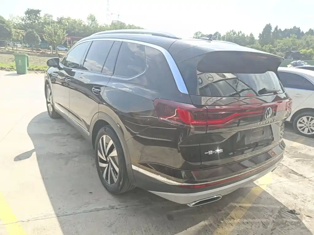 Talagon 380 TSI 4 WD Luxury Premium Realm Pro
