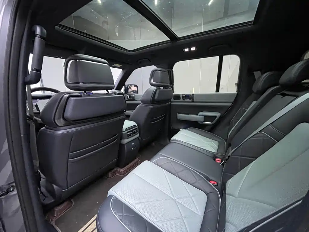 Leopard 5 Navigator