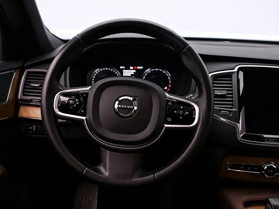Volvo XC90 B5 Smart Travel Luxury 5-seat