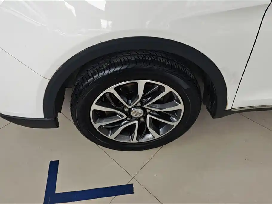 Baojun 730 1.5 T Manual Luxury 7-seat