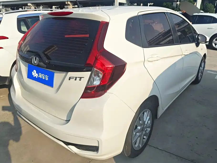 Fit 1.5 L CVT Comfort Sunroof