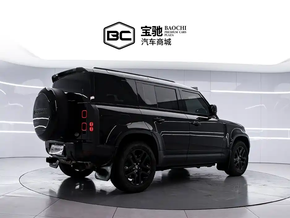 Land Rover Defender 110 3.0 T P400 Dark Special Edition