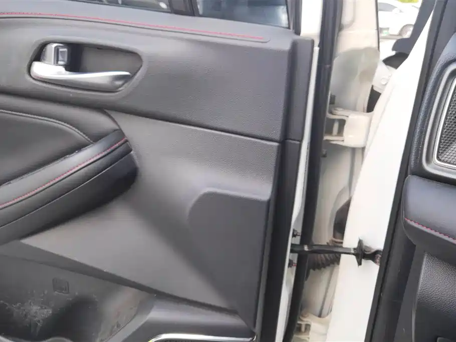 GAC Trumpchi GS4 270 T Auto Connected Tech