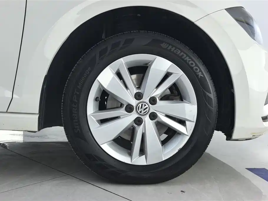 Polo Plus 1.5 L Auto Panoramic Pleasure