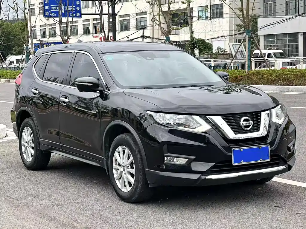 X-Trail 2.0 L CVT Connected Comfort 2 WD