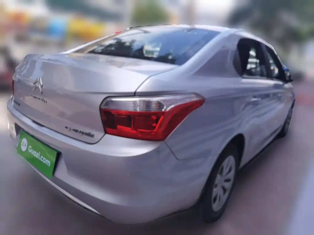 Elysee 1.6 L Manual Fashion