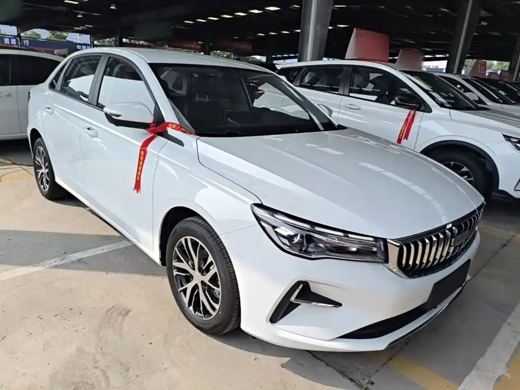Emgrand 帝豪 2026款 400万纪念款 1.5 L CVT超越型