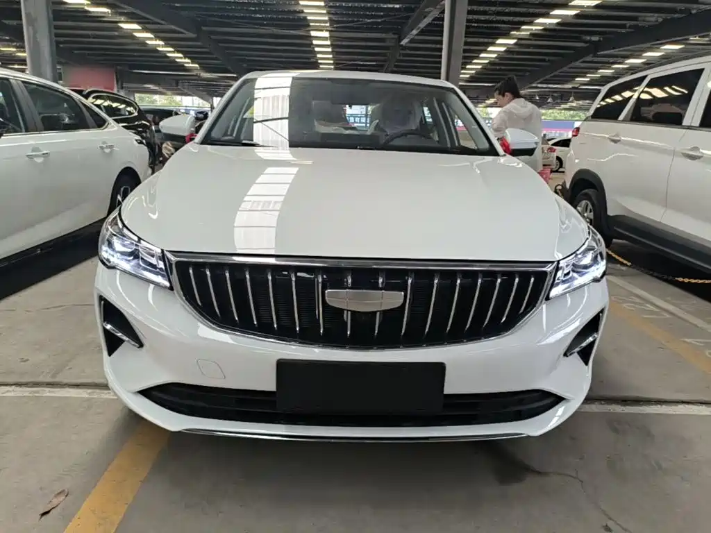 Emgrand 帝豪 2026款 400万纪念款 1.5 L CVT超越型
