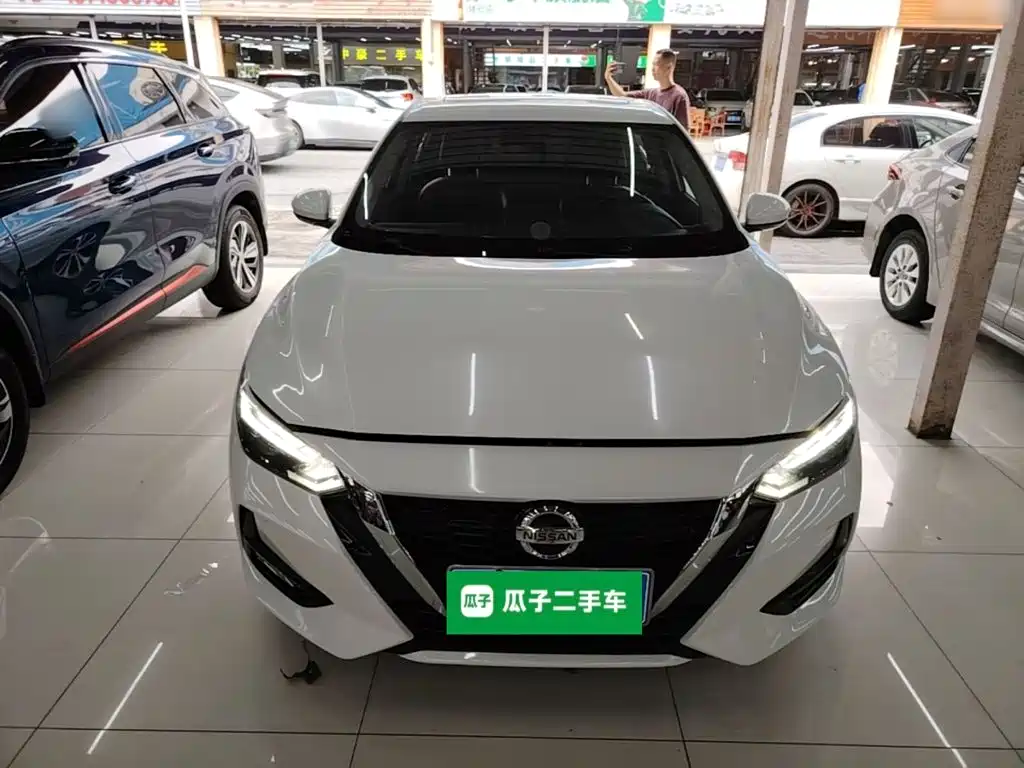 Sylphy 1.6 L XL CVT Joy