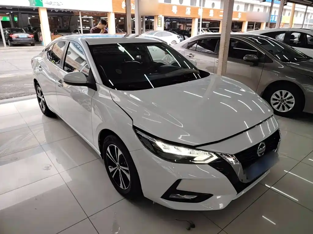 Sylphy 1.6 L XL CVT Joy