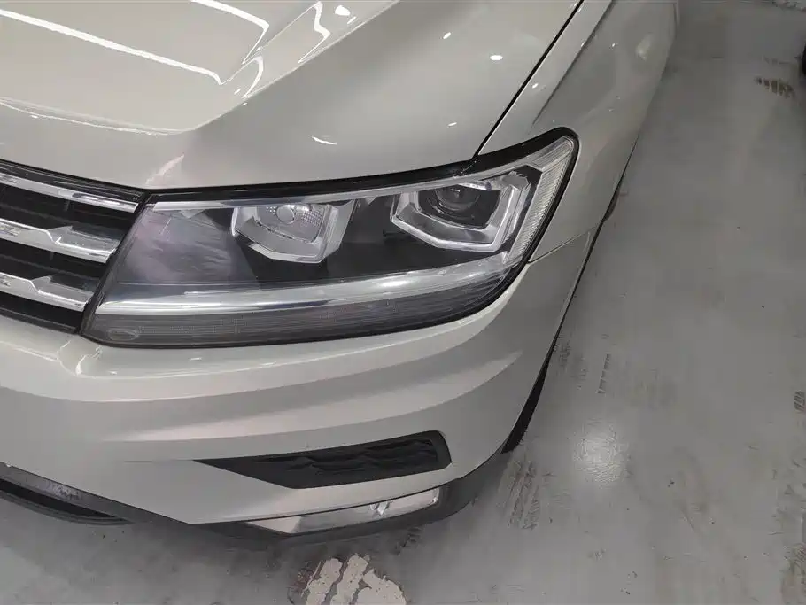 Tiguan L 330 TSI Auto 2 WD Comfort Enjoyment