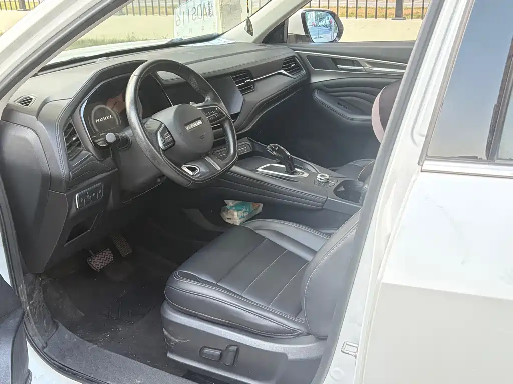 Haval F7 2.0 T 2 WD i CN-V
